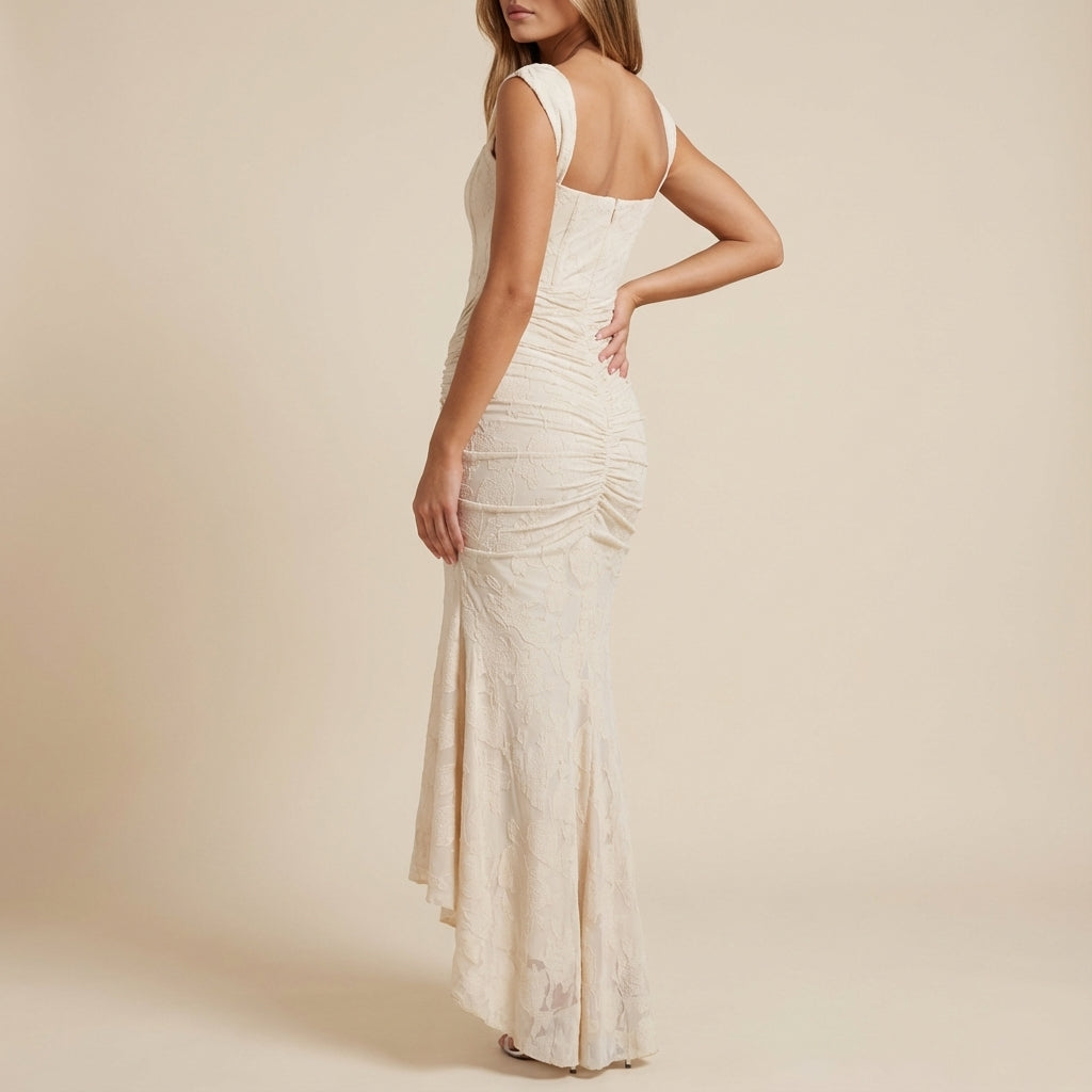 Vestido midi mujer ajustado corpiño estructurado fruncido lateral | Uso urbano